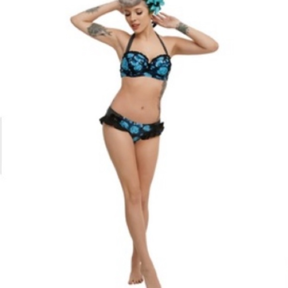 EUC SOLD OUT HOT TOPIC Two Piece Halter Retro Swimsuit XS Floral Blue and Black